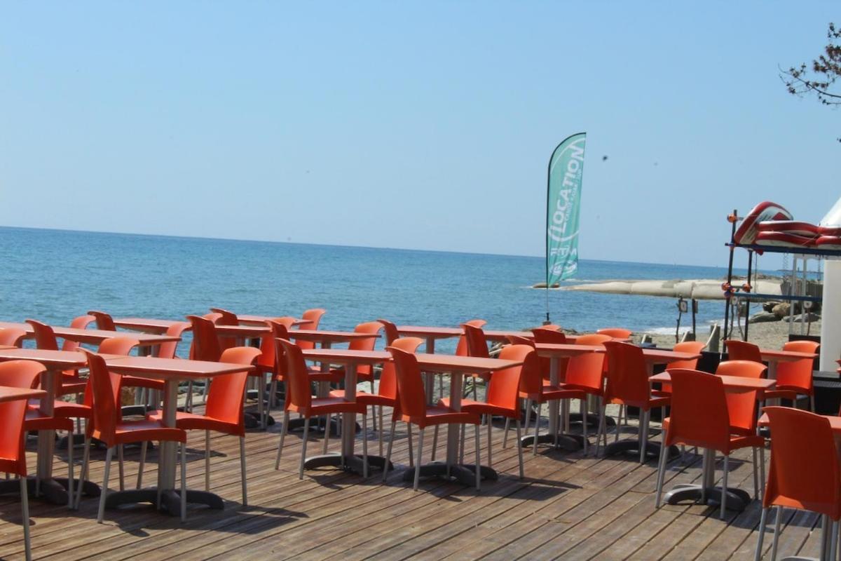 Bord de mer, pieds dans l'eau, vue panoramique Villa San-Nicolao Luaran gambar