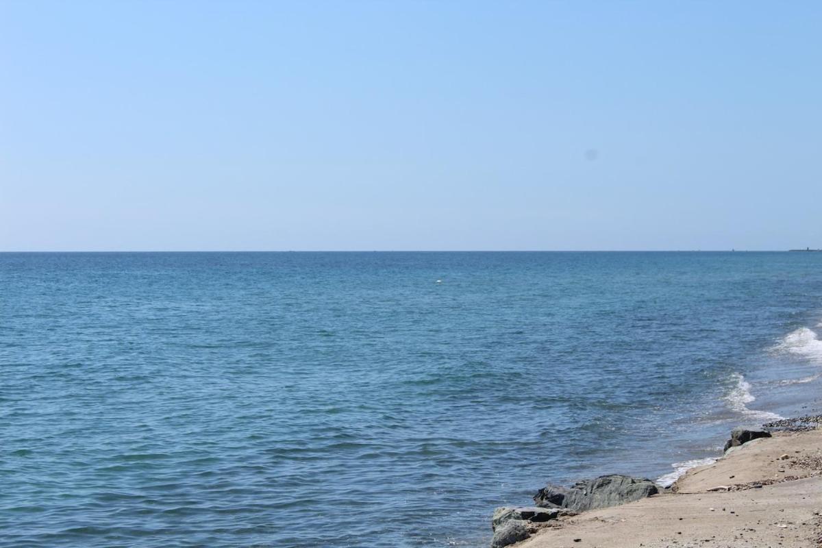 Bord de mer, pieds dans l'eau, vue panoramique Villa San-Nicolao Luaran gambar