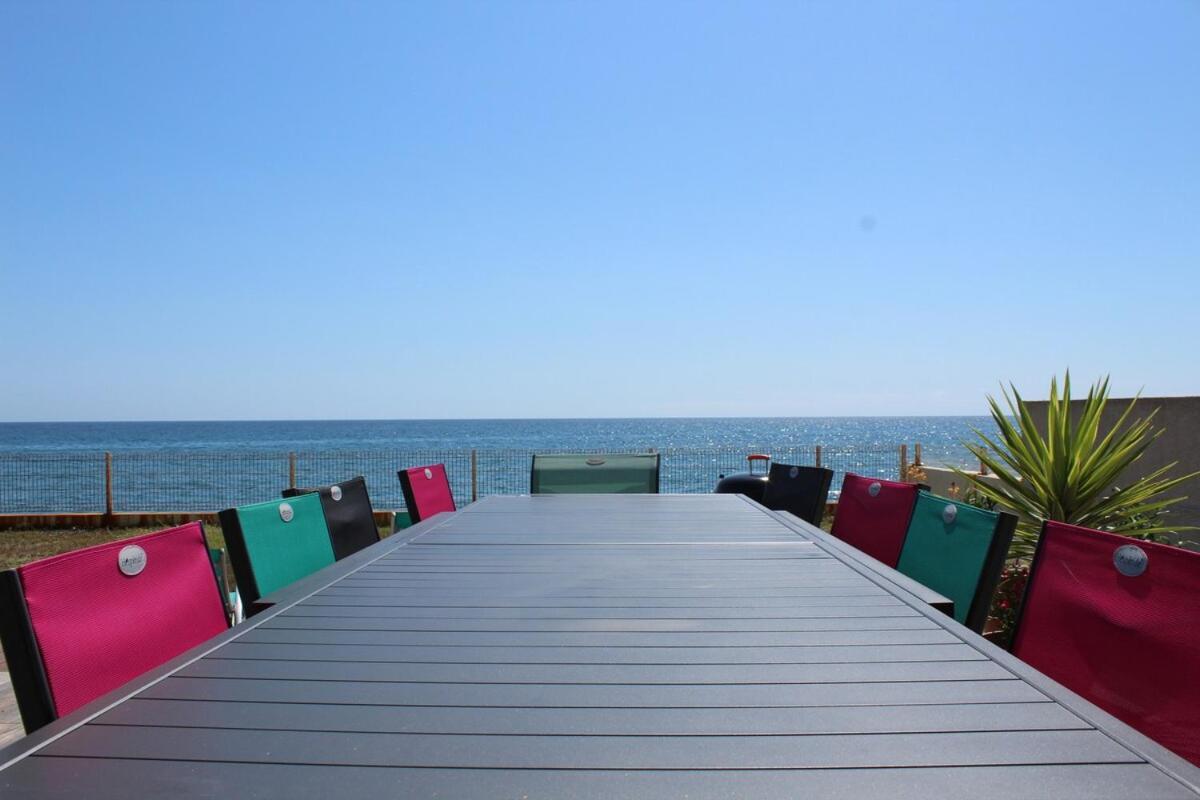 Bord de mer, pieds dans l'eau, vue panoramique Villa San-Nicolao Luaran gambar